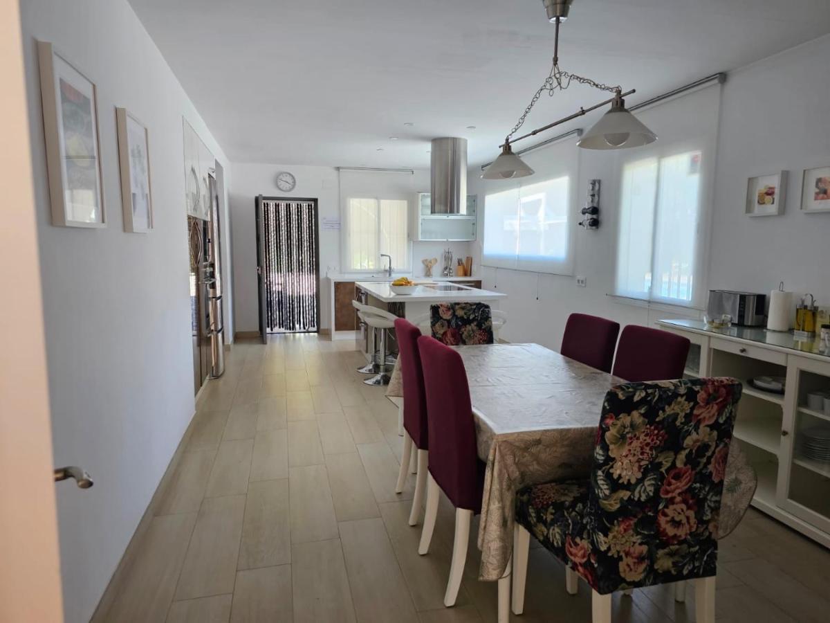Villa Torrealta, 4000 M2 กาดิซ ภายนอก รูปภาพ